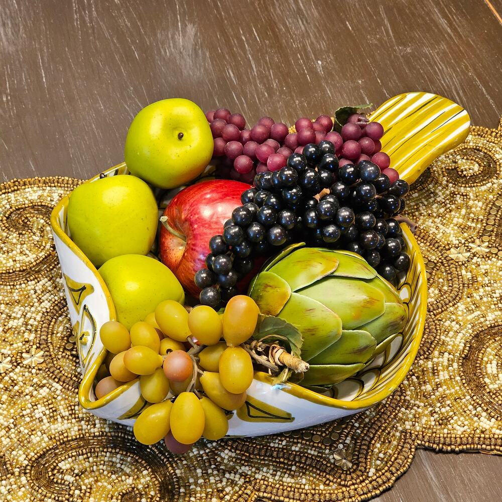 Vintage Italian Handcrafted Ceramic Stingray  Fruit Bowl-Artisan Pottery Dish - Picture 9 of 10